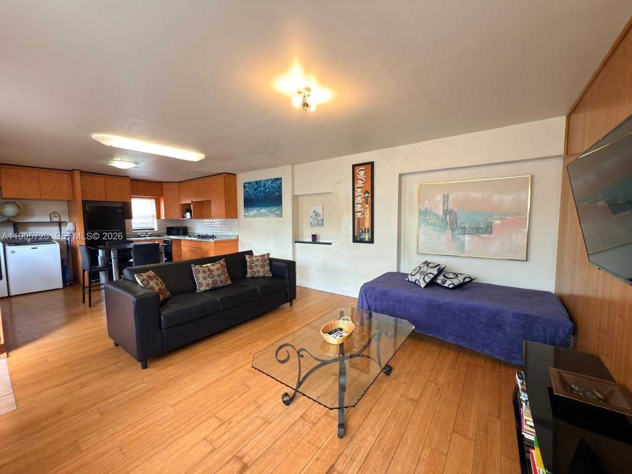 11460 Nw 37th St #11460 - Photo 7 of 21