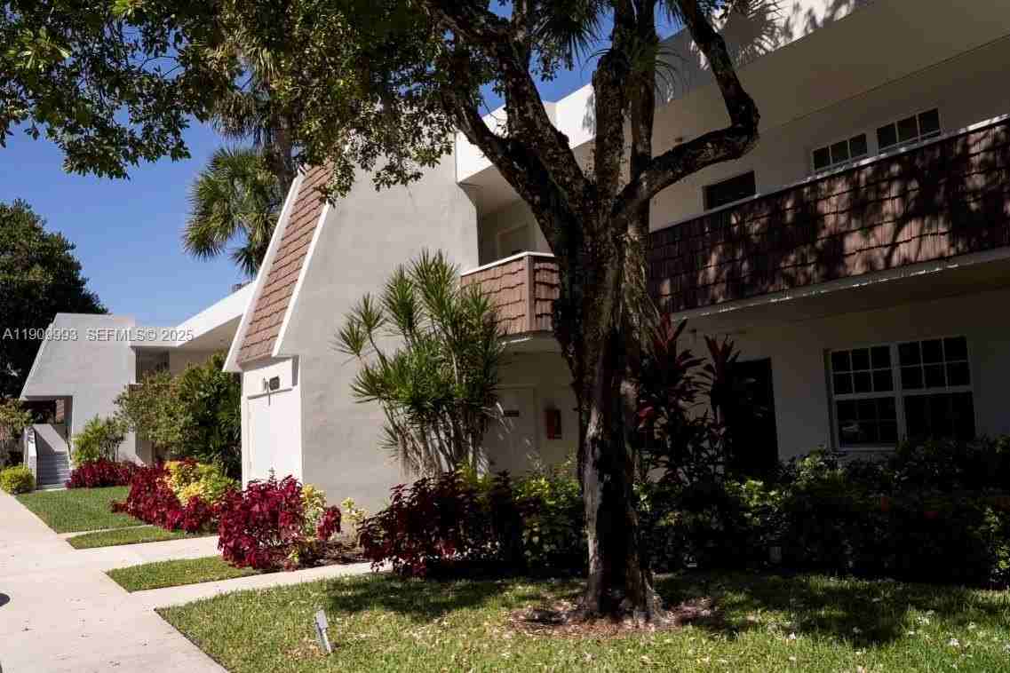 4017 N Cypress Dr #201 - Photo 7 of 44