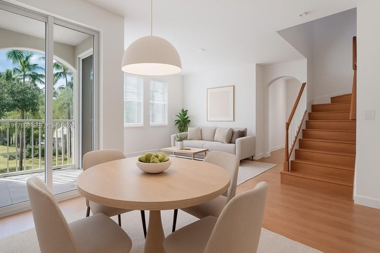 4371 Sw 160th Ave #211