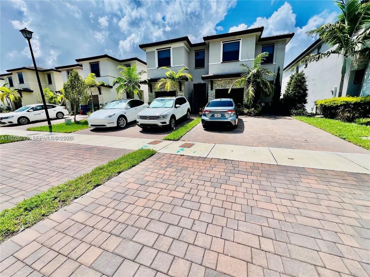 25532 Sw 108th Ave #0 - Photo 4 of 42