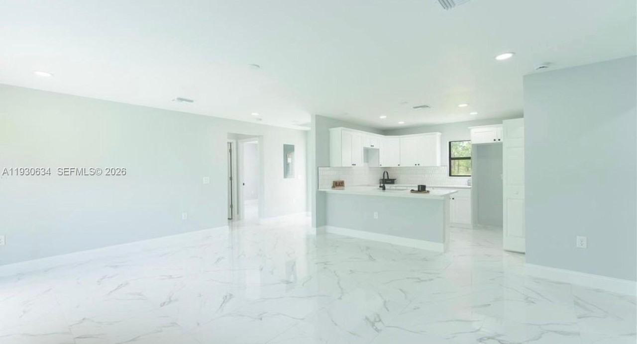 761 Kirkman Ave S #0 - Photo 2 of 19