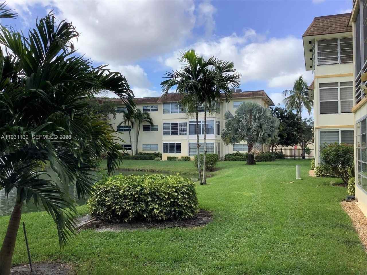 5181 W Oakland Park Blvd #214