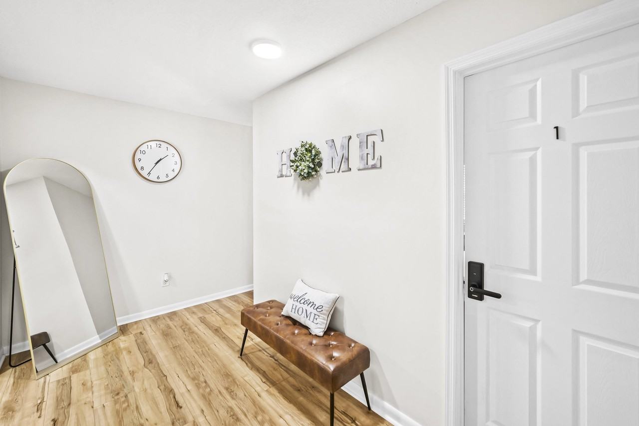 Graybar Ct - Photo 7 of 22