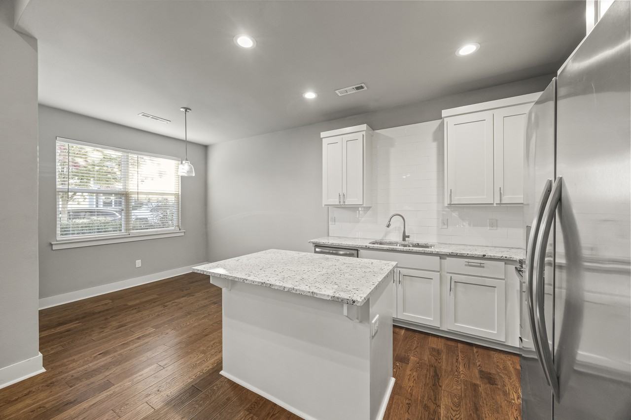 2043 S Florida Way #1 - Photo 2 of 26