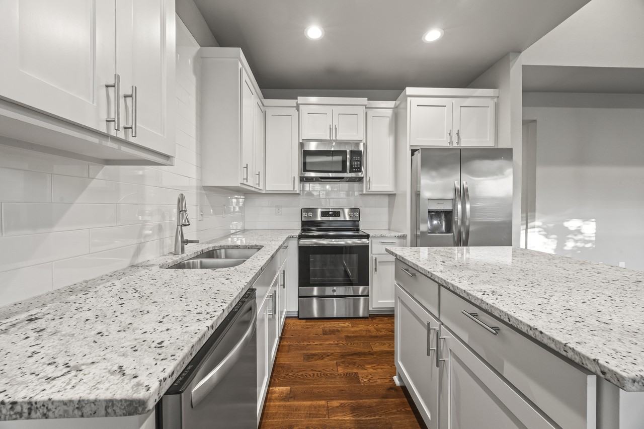 2043 S Florida Way #1 - Photo 7 of 26