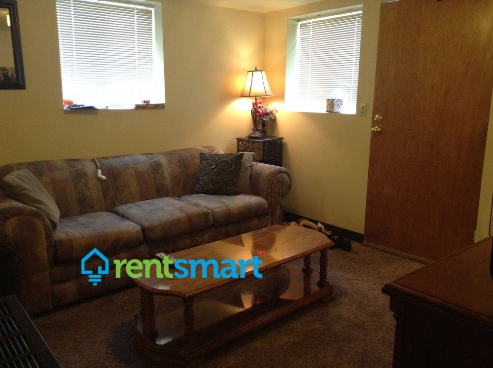 1235 S 5th St W - Photo 3 of 7