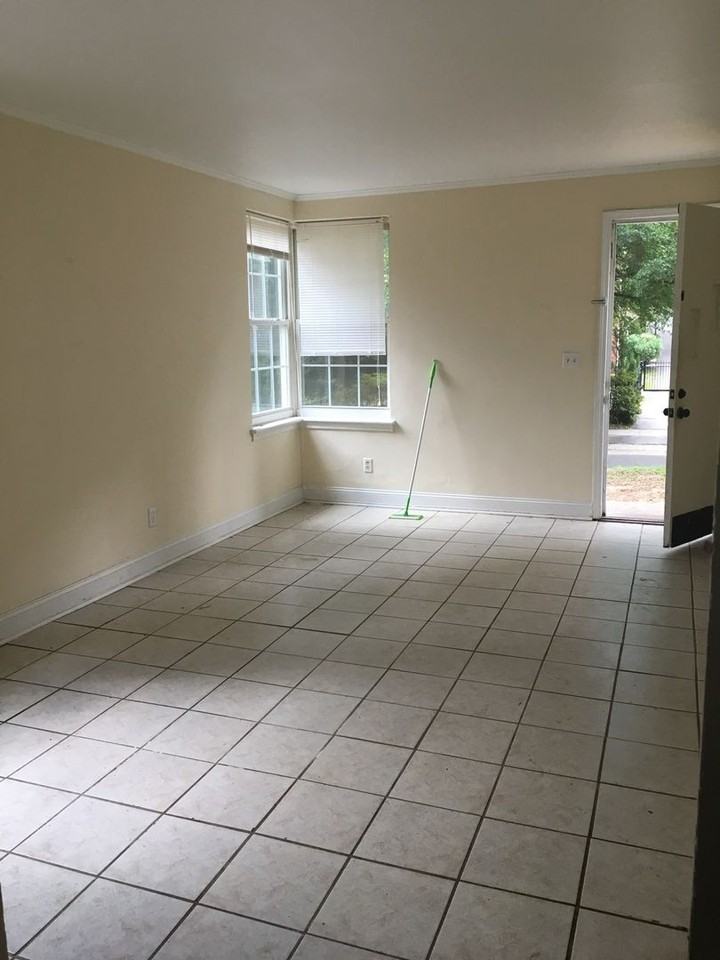 401 Waccamaw Ave - Photo 5 of 10