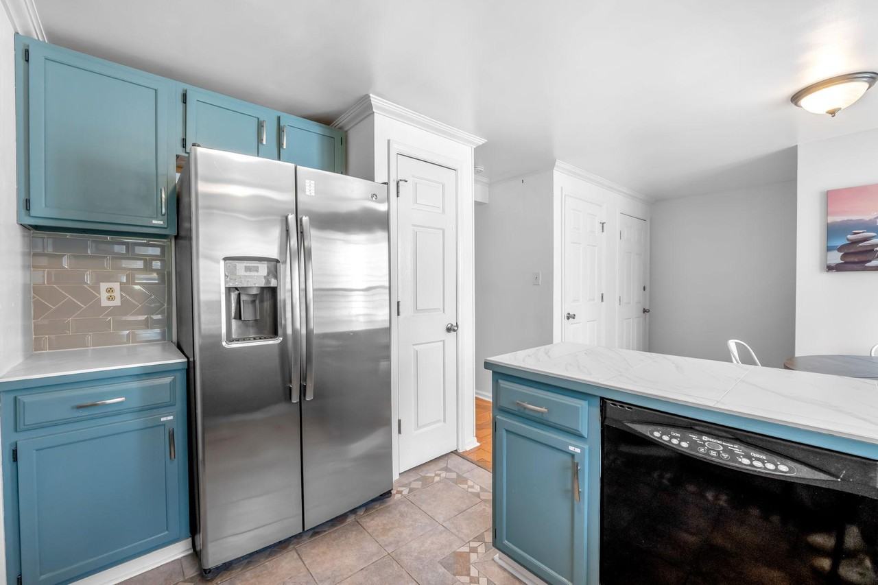 Bantry Ln - Photo 3 of 30