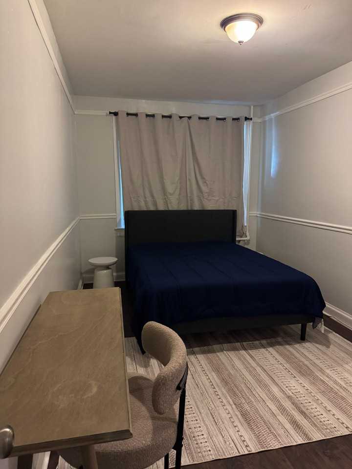 S St Se - Photo 3 of 5