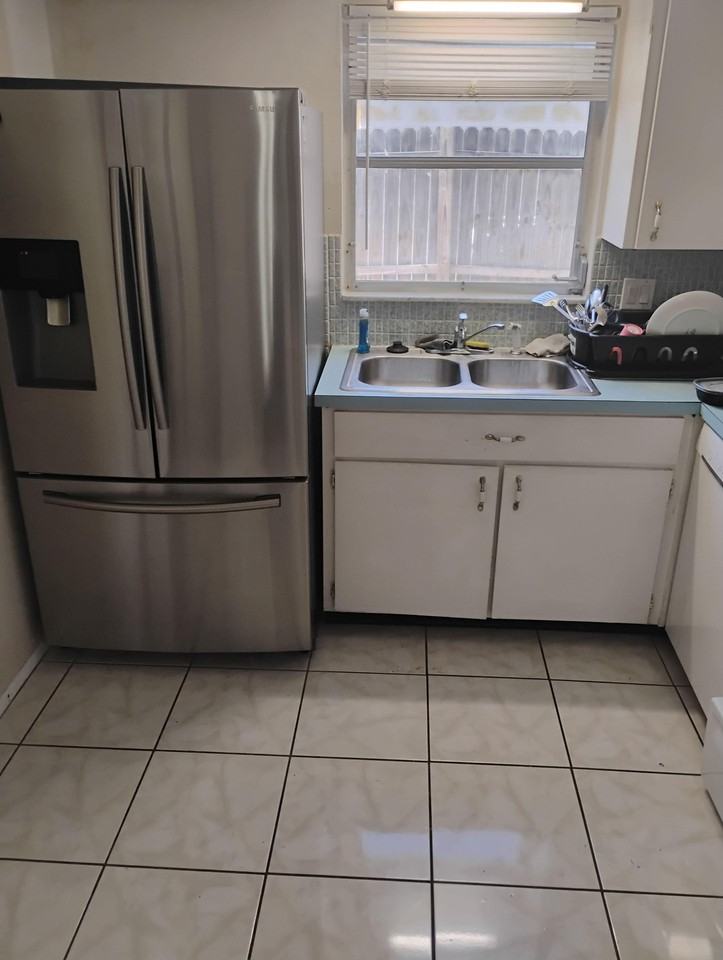 Fairmount Dr - Photo 5 of 9