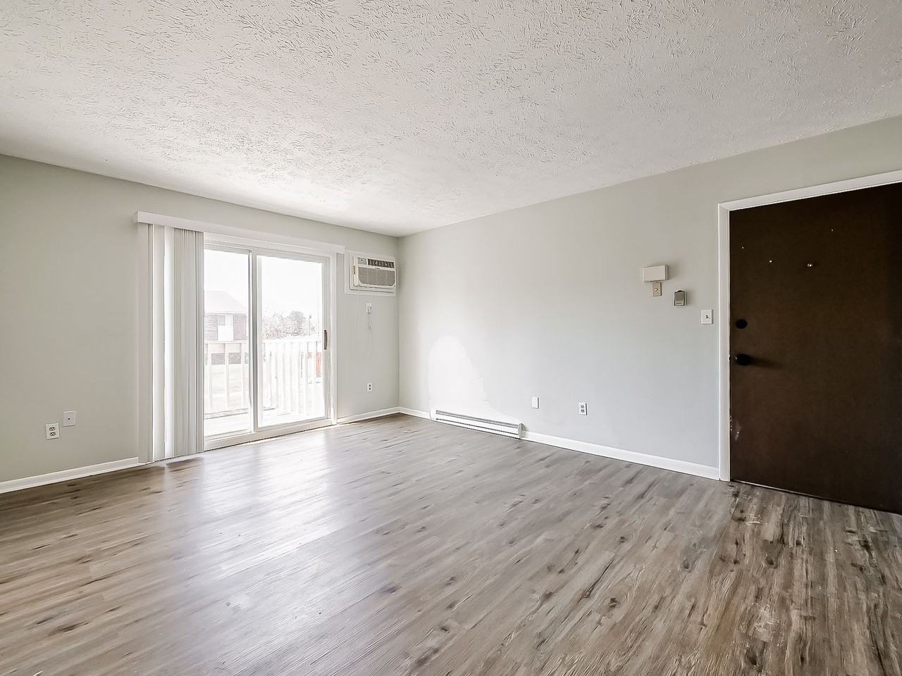 125 E Van Riper Rd - Photo 4 of 26