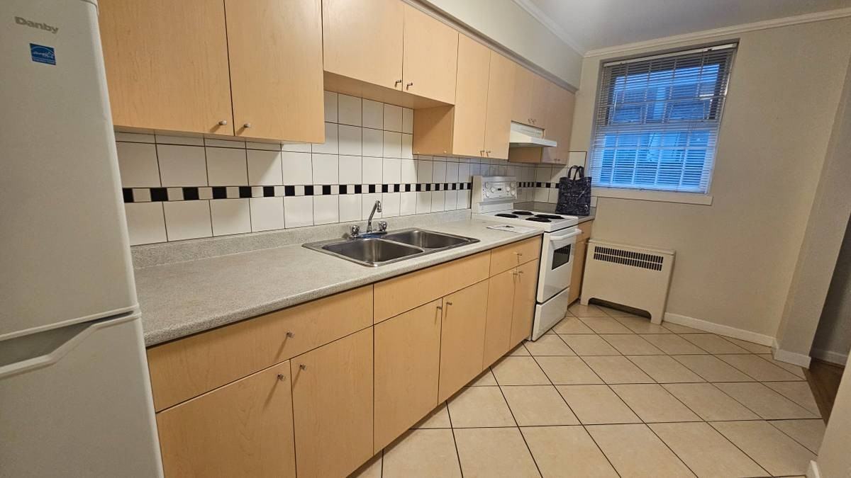 Larry Lodge - Photo 7 of 7