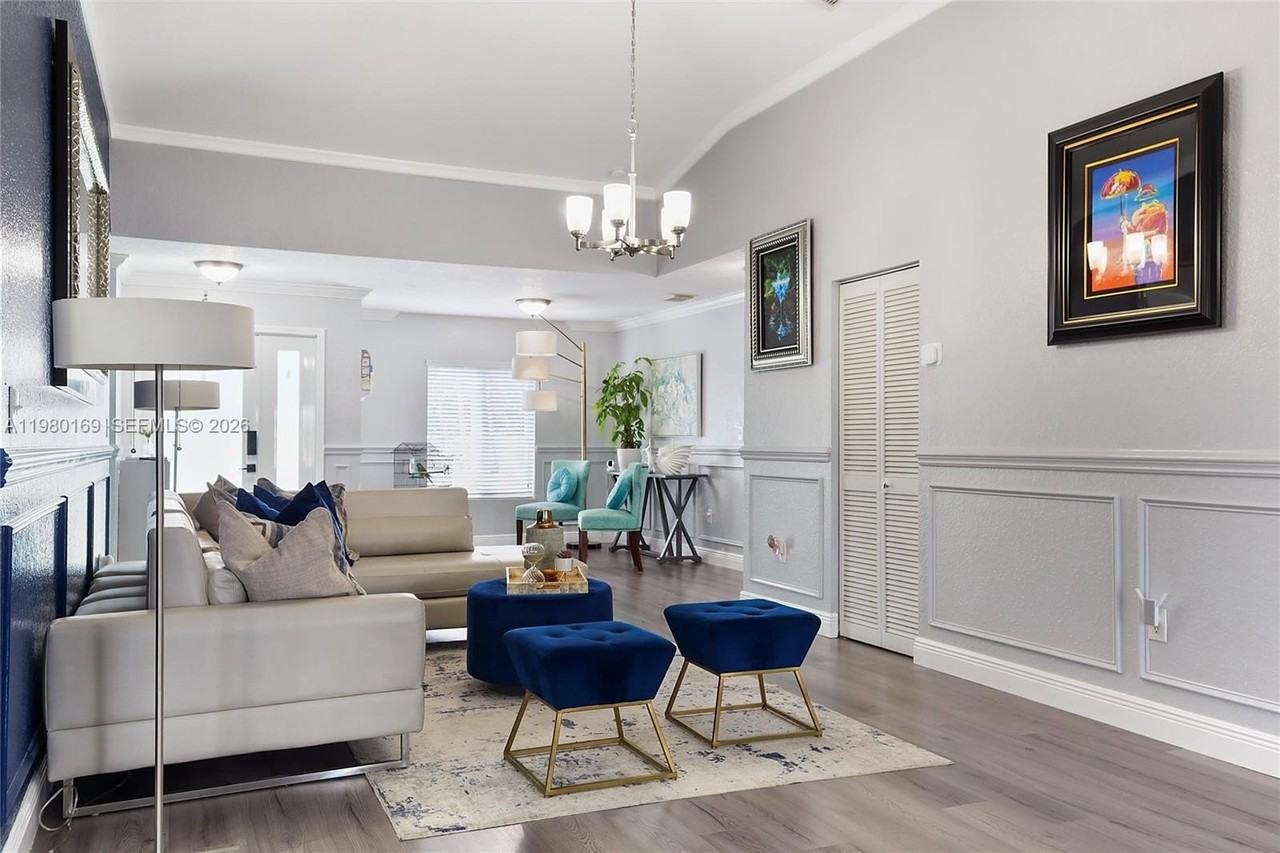 11397 Sw 185th Ter - Photo 5 of 15