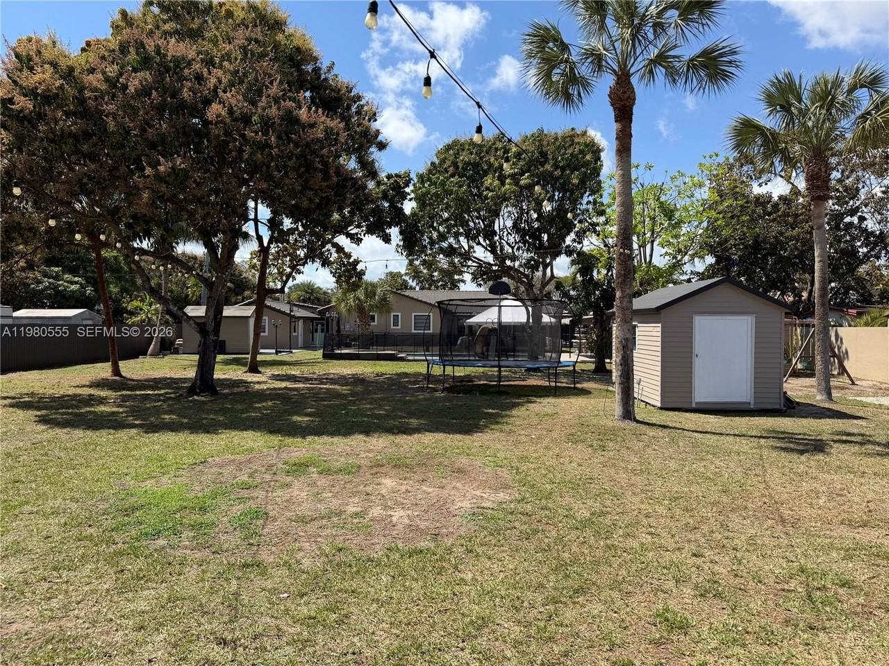 3230 Sw 98th Ave #0 - Photo 3 of 15