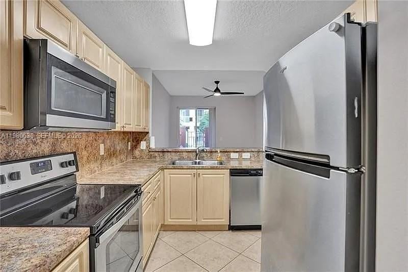 2325 Mariner Ct #2809 - Photo 3 of 18