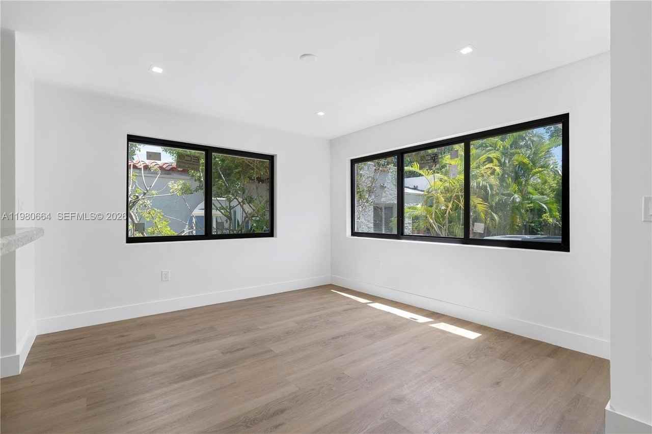 8951 Byron Ave #0 - Photo 7 of 22