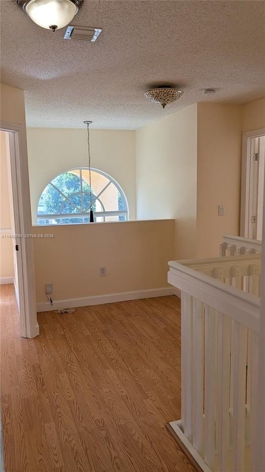 202 W Forest Oak Cir #202 - Photo 4 of 6