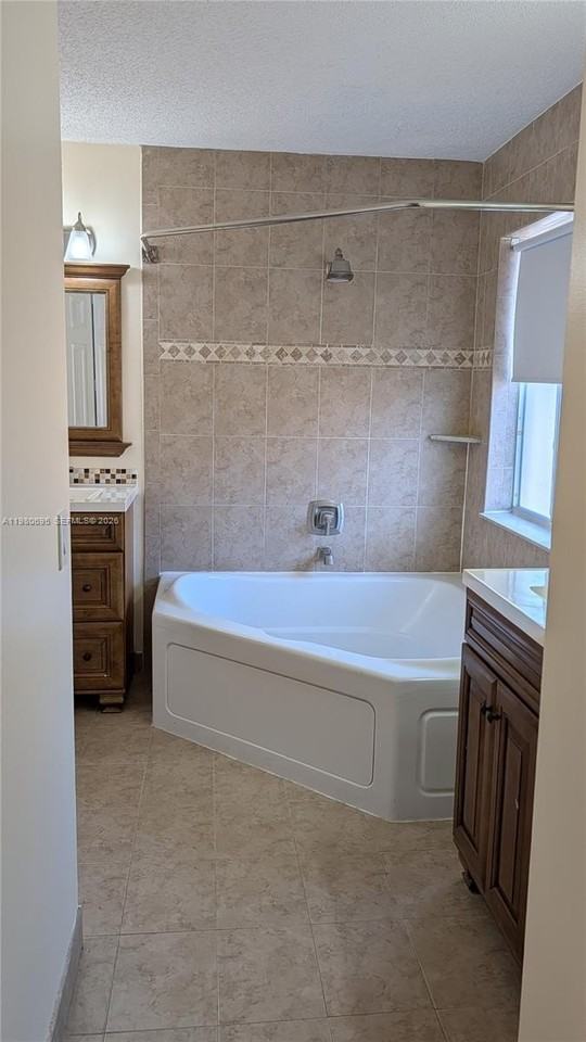 202 W Forest Oak Cir #202 - Photo 5 of 6