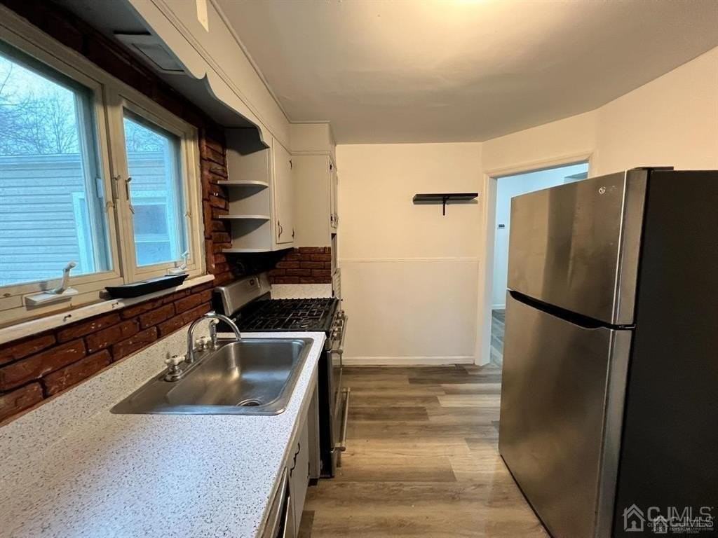 13 Sheridan Ave - Photo 6 of 18