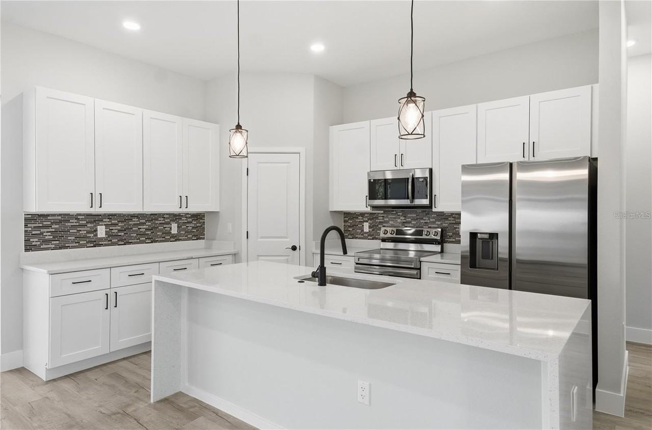 13205 Sw 65th Cir - Photo 7 of 32