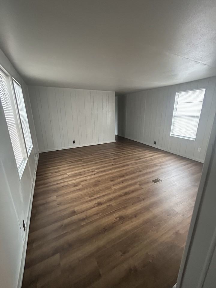 400 S Ranchwood Blvd #1 - Photo 3 of 8