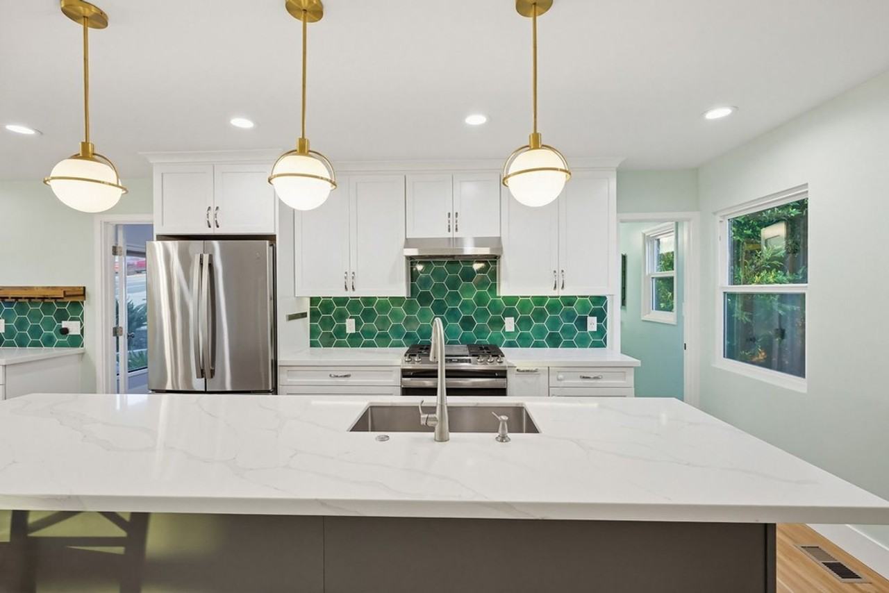 4443 Point Loma Ave - Photo 6 of 49