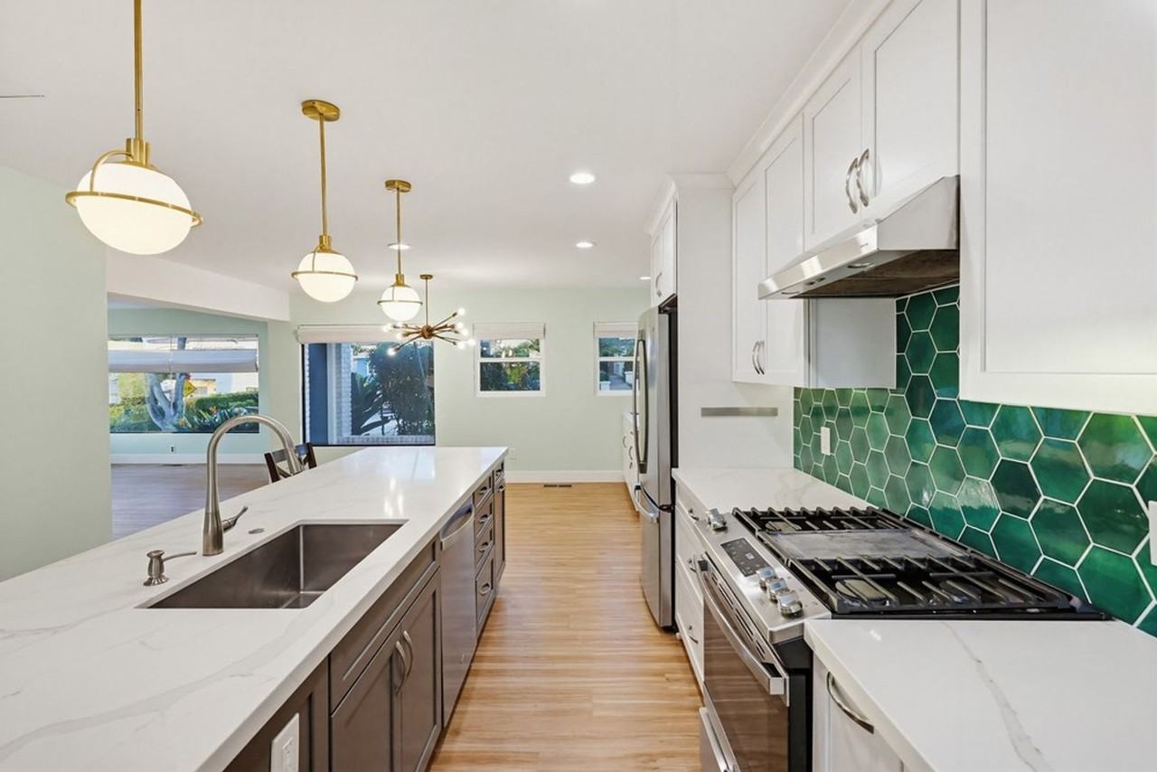 4443 Point Loma Ave - Photo 5 of 49