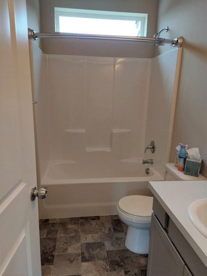 2444 Zeeden Way - Photo 4 of 16