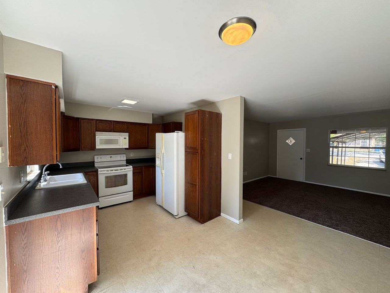 950 W French Ave - Photo 5 of 18