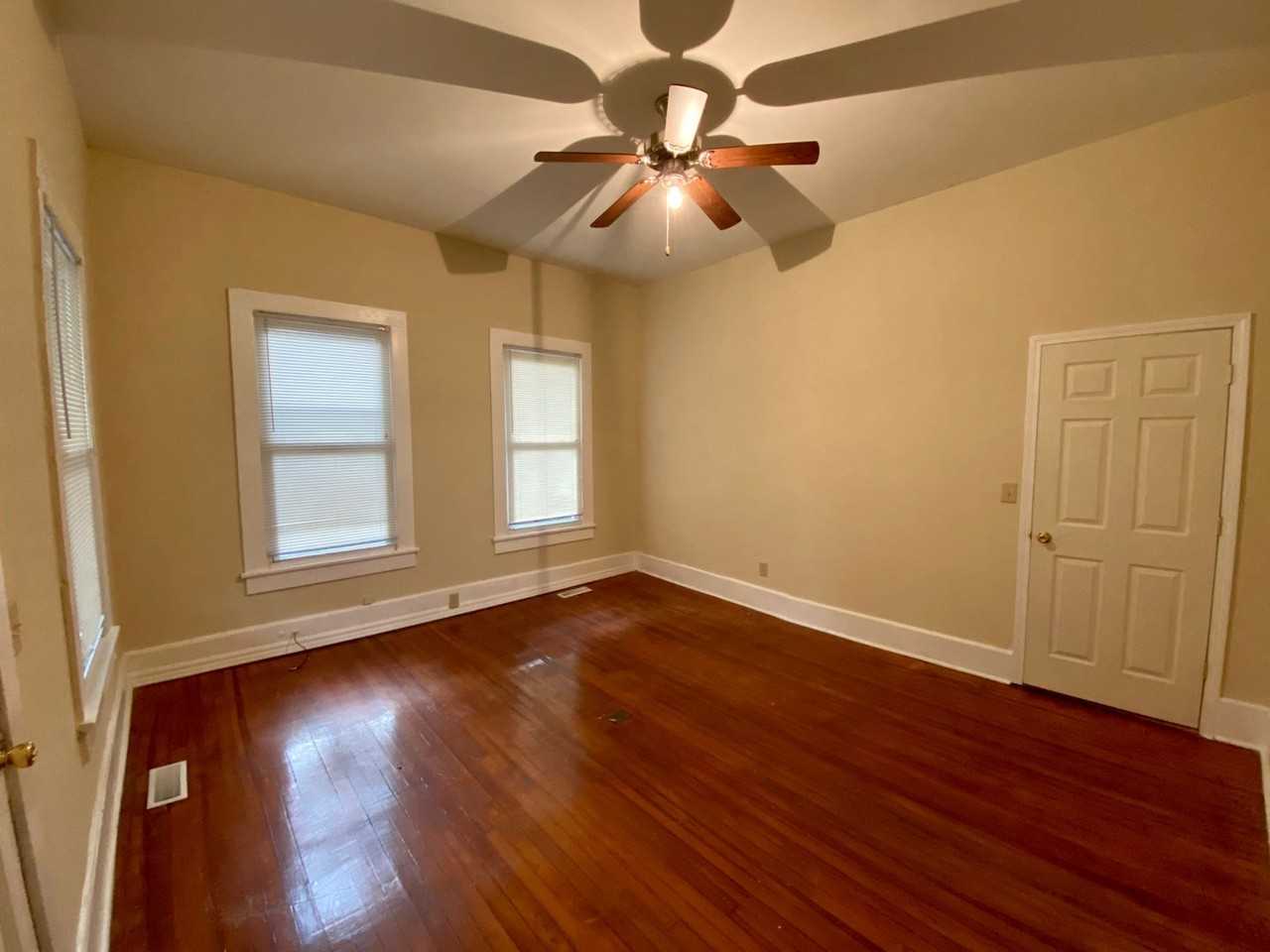 1324 Dover St - Photo 3 of 22