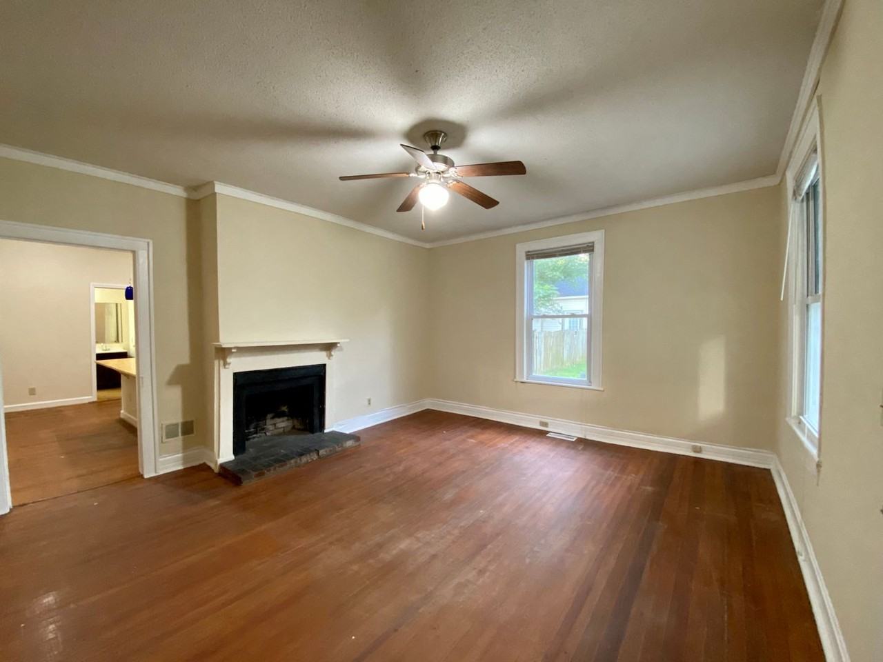 1324 Dover St - Photo 6 of 22