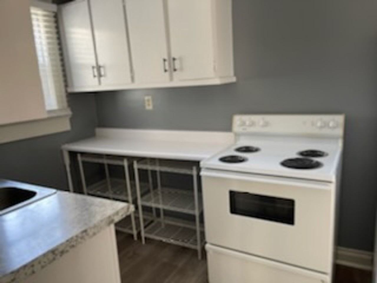 1210 E Harper Ave - Photo 3 of 13