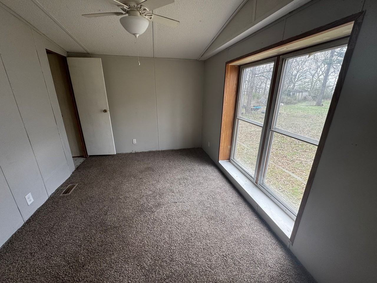 109 Rustling Wind Dr - Photo 5 of 27