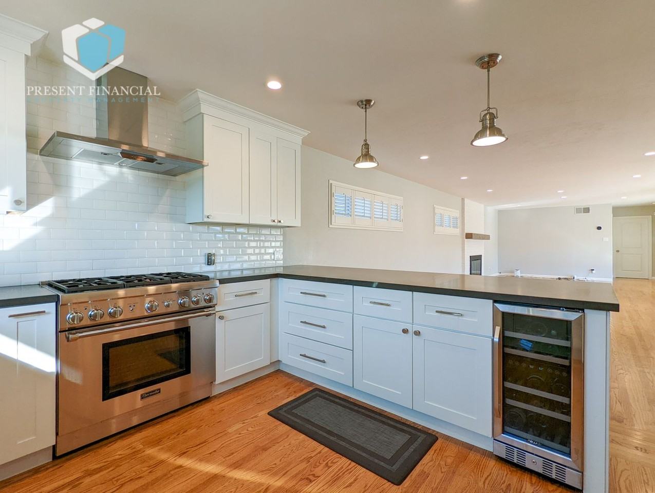 540 W Hillsdale Blvd - Photo 4 of 19