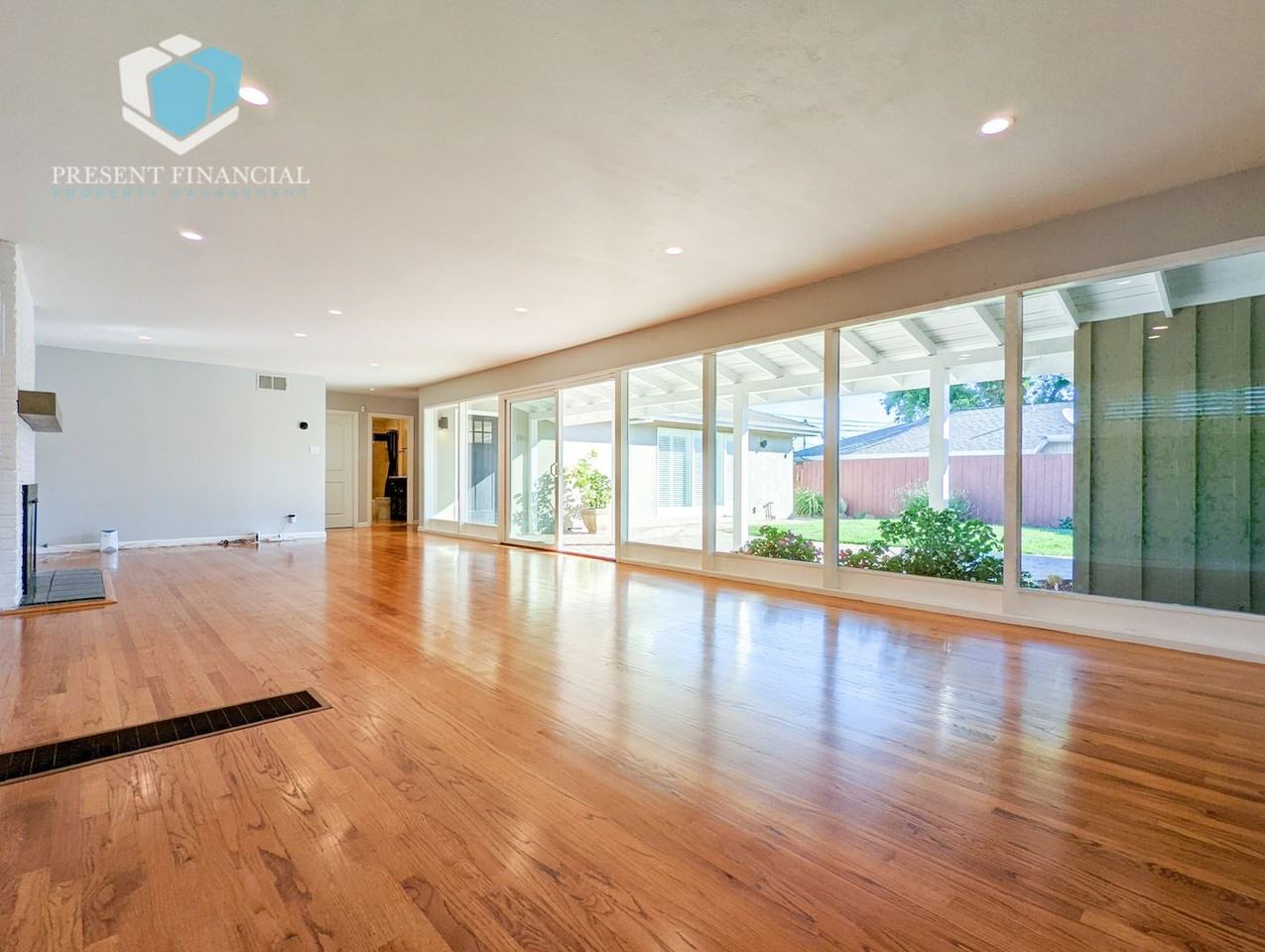 540 W Hillsdale Blvd - Photo 7 of 19