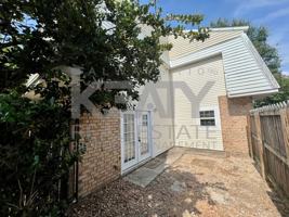 featured image of 605 Fox Run Ave