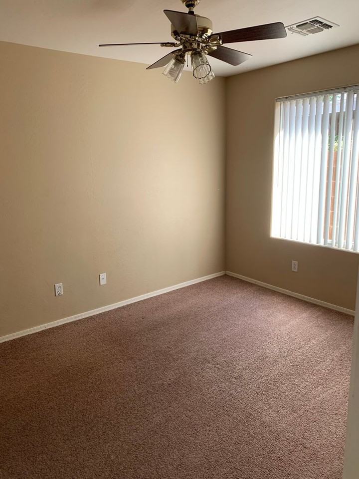 6610 W Hughes Dr - Photo 7 of 28