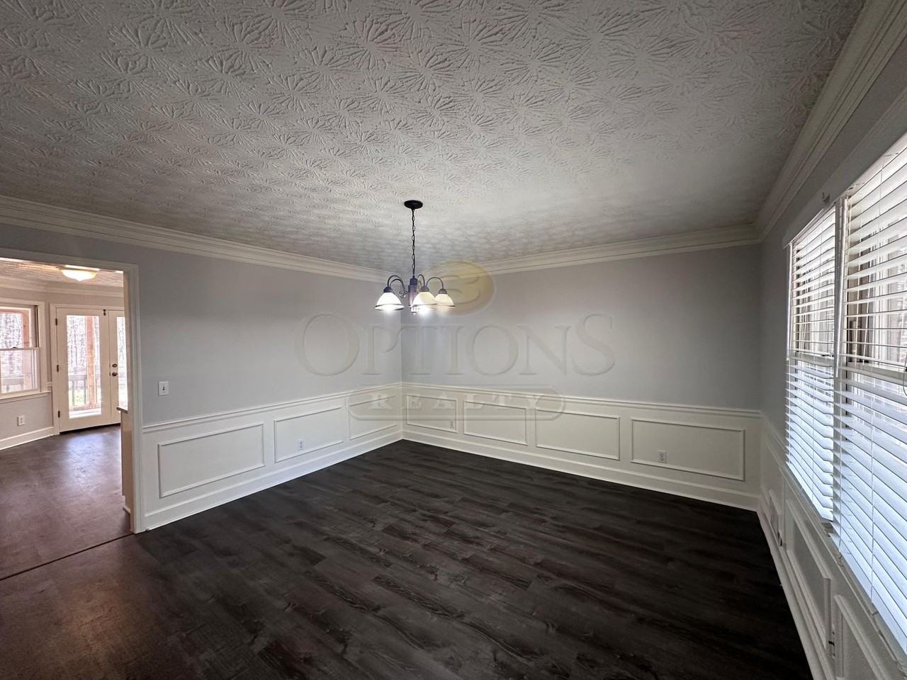 1427 Silver Fox Run - Photo 7 of 34