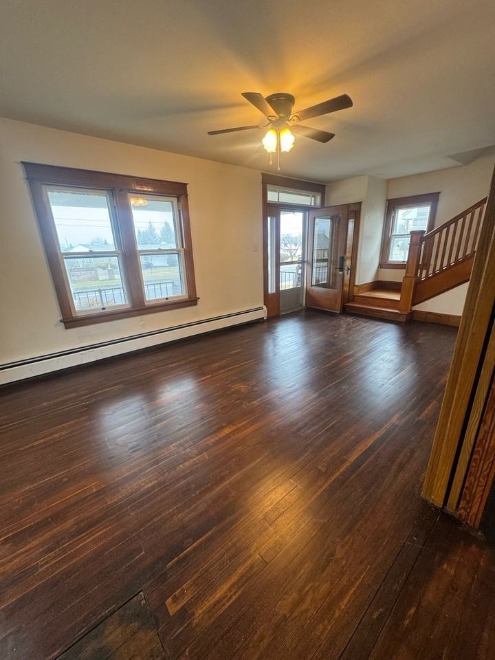 549 E King St #1 - Photo 3 of 11