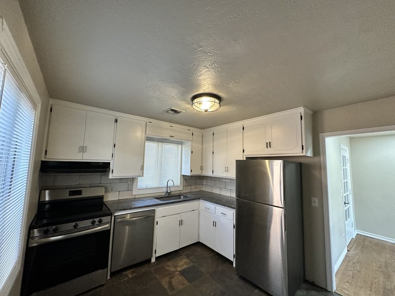 3023 Nw 48th St #1 - Photo 4 of 9