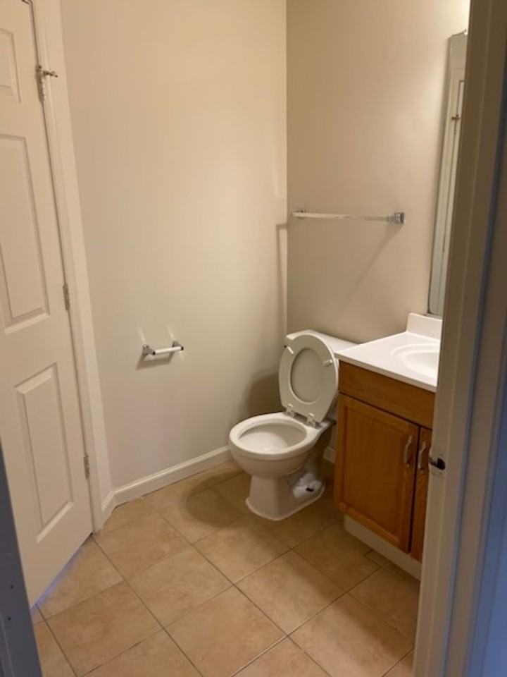 5516 Sully Lake Dr - Photo 5 of 32