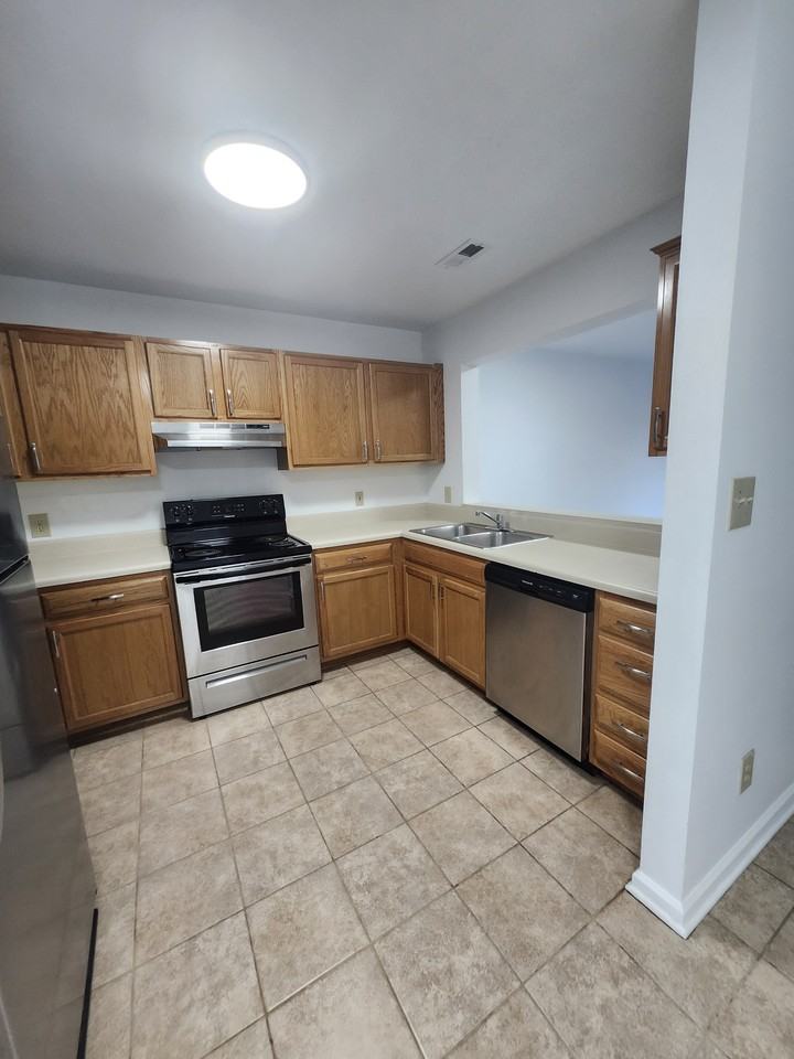 2922 Epperley Ave Nw #2922 - Photo 4 of 13