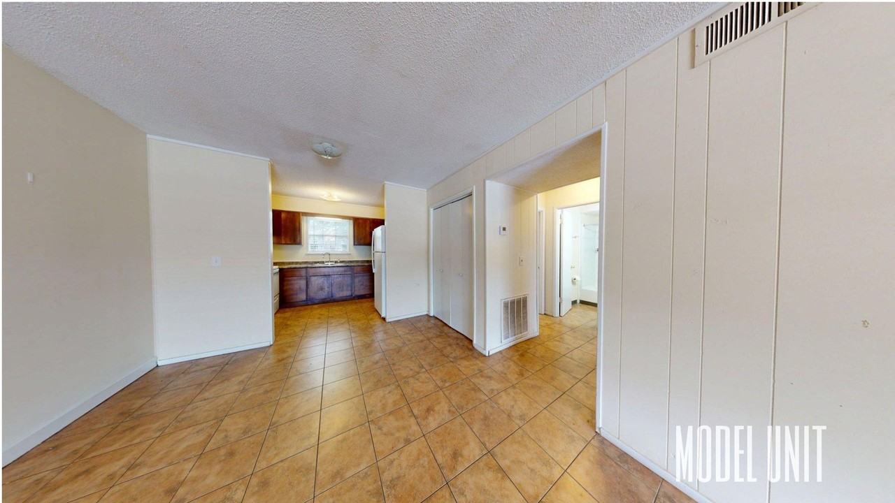 Stone Crest Apartments - Photo 4 of 12