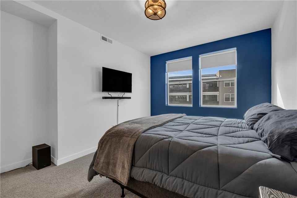 761 W Blue Magic Ln #201 - Photo 6 of 27