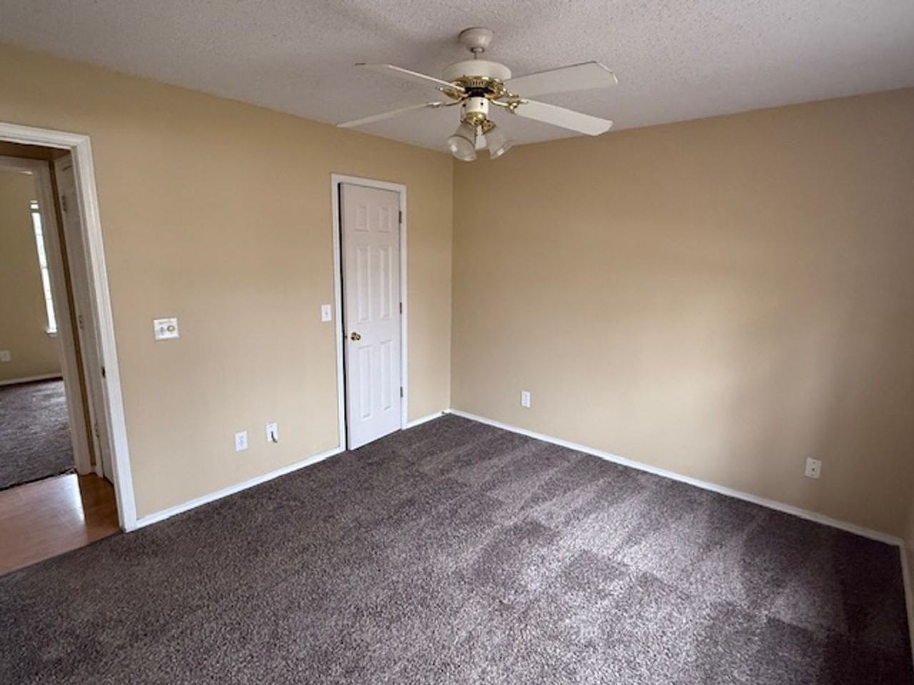 172 James St - Photo 7 of 10