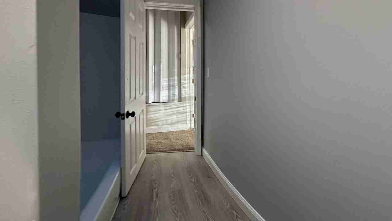 2527 S Felton St - Photo 4 of 18