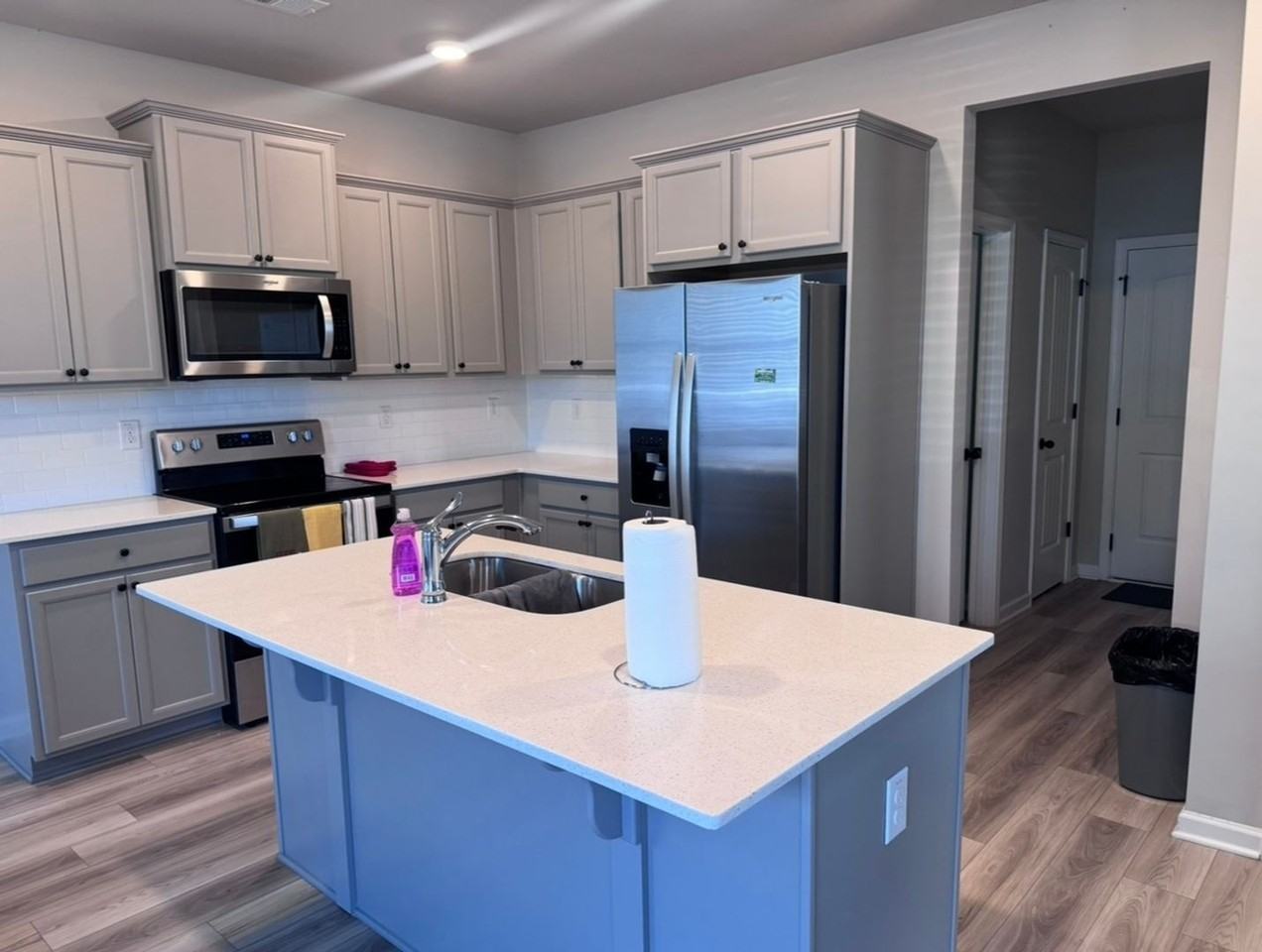 11568 Winston Dr - Photo 2 of 15