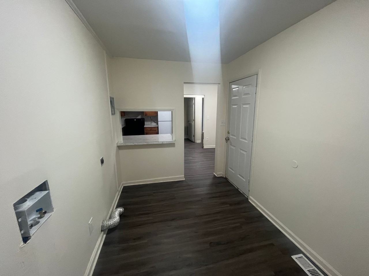 203 N 6th St - Photo 3 of 12