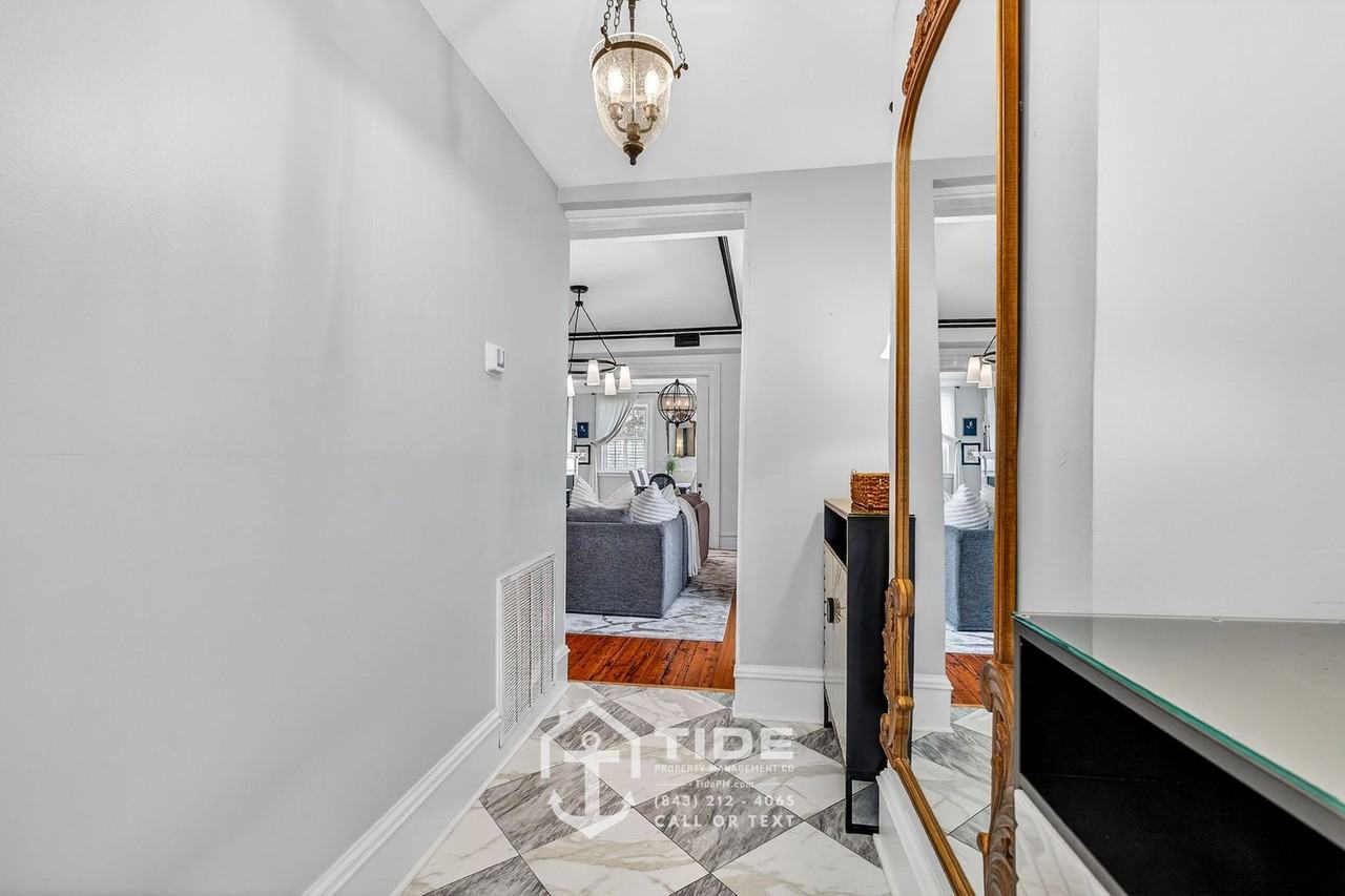 81 Ashley Ave - Photo 6 of 35