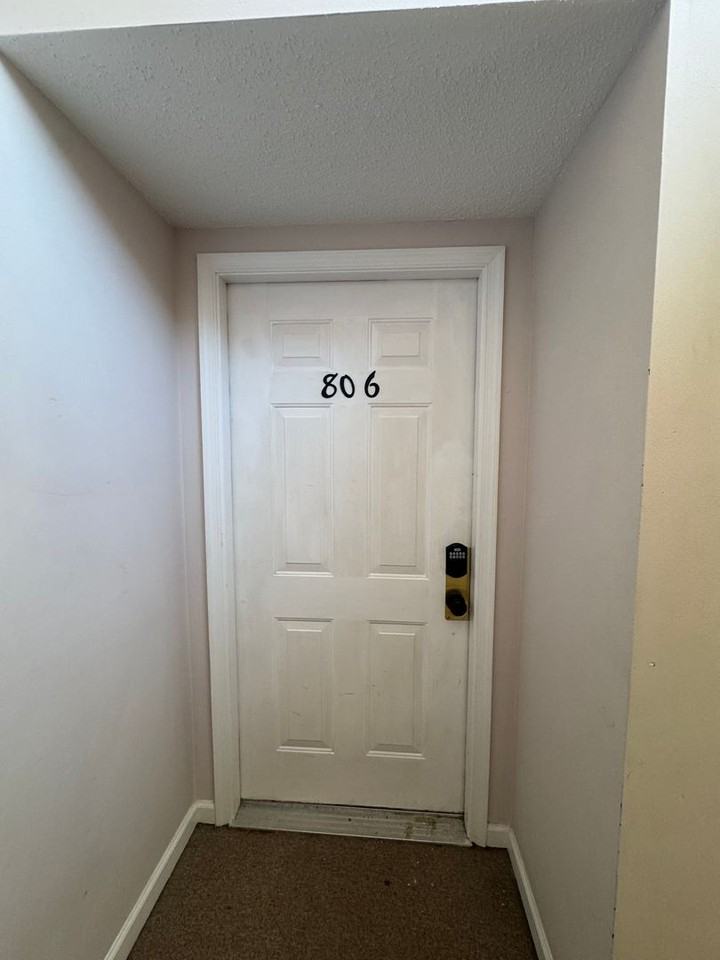 806 Newday Ct #806 - Photo 4 of 21